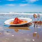 Apartaluz Costabella ,satelite, Wifi, Pk Marbella