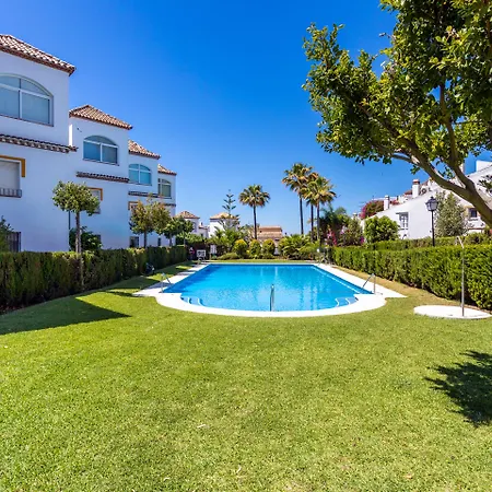 Apartaluz Costabella ,satelite, Wifi, Pk Apartment Marbella