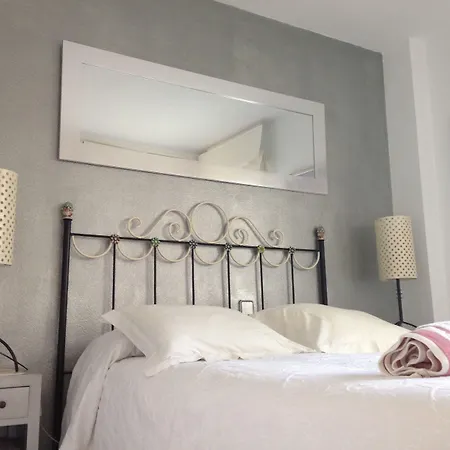 Apartamento Apartaluz Costabella ,satelite, Wifi, Pk Marbella