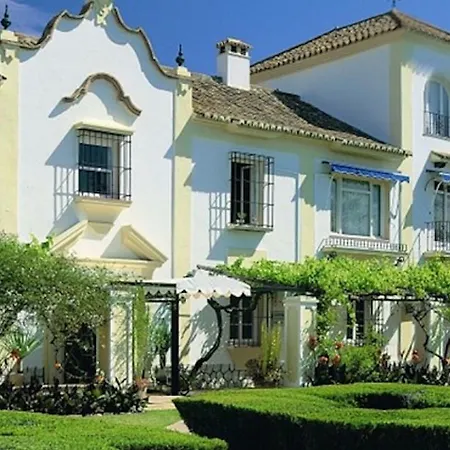 Apartaluz Costabella ,satelite, Wifi, Pk Marbella