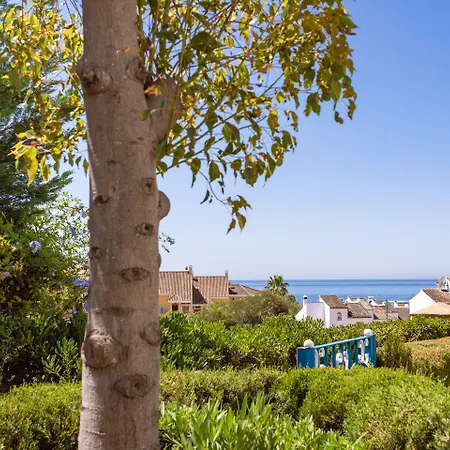 Apartaluz Costabella ,satelite, Wifi, Pk Marbella