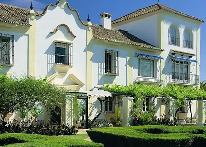 Apartaluz Costabella ,satelite, Wifi, Pk Marbella