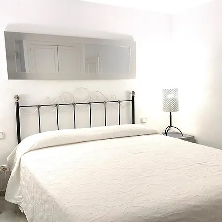 Apartaluz Costabella ,satelite, Wifi, Pk 公寓